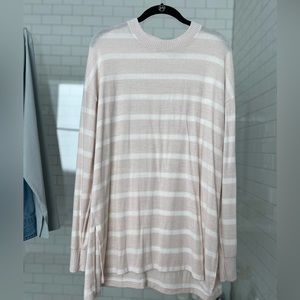 Abercrombie - Soft AF Cozy Striped Long Sleeve (Tunic Length) - SZ. Large - VGUC